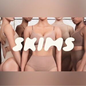 SKIMS Seamless Bra - for live show only